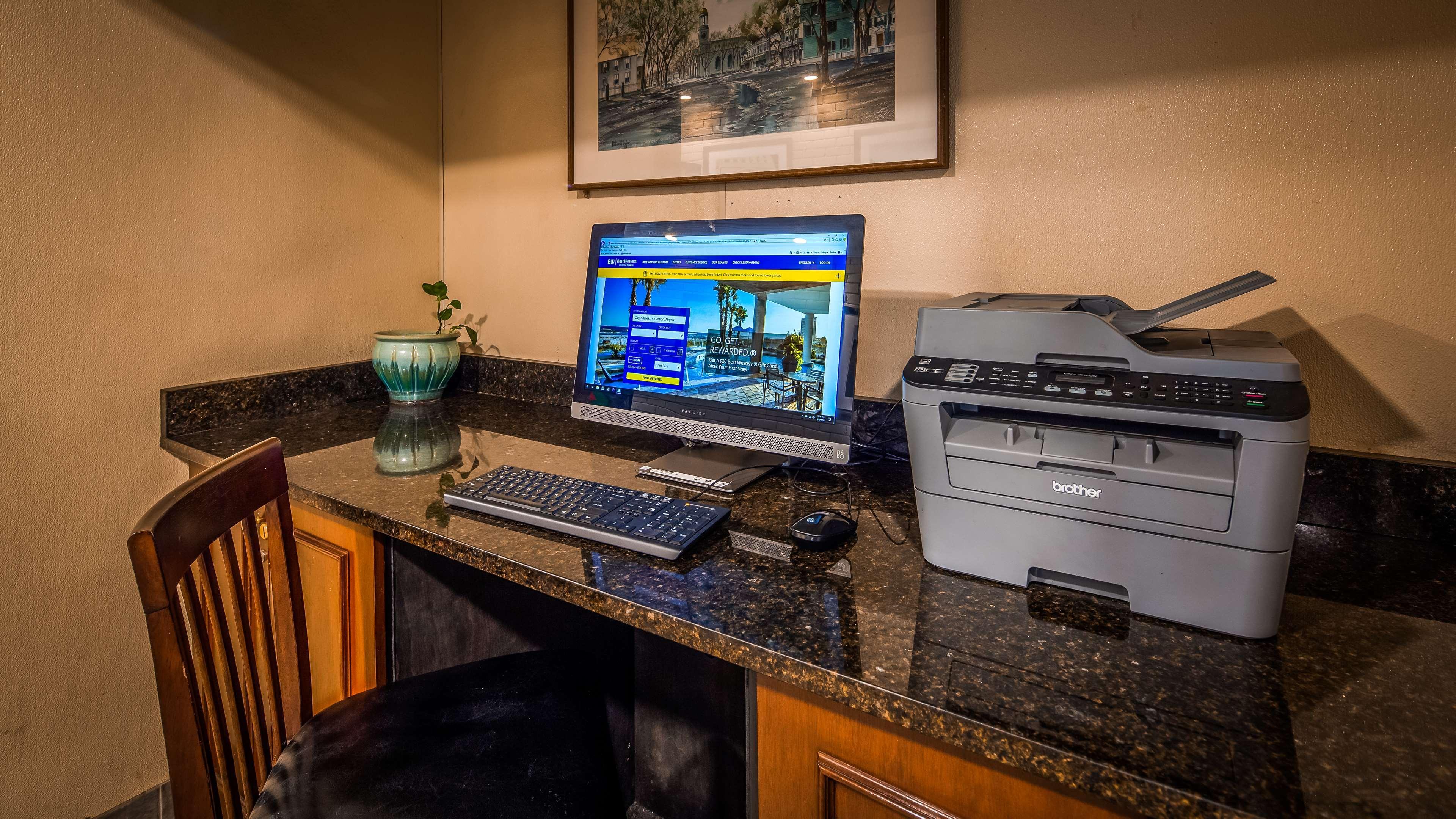 Best Western Adams Inn Quincy-Boston Εξωτερικό φωτογραφία